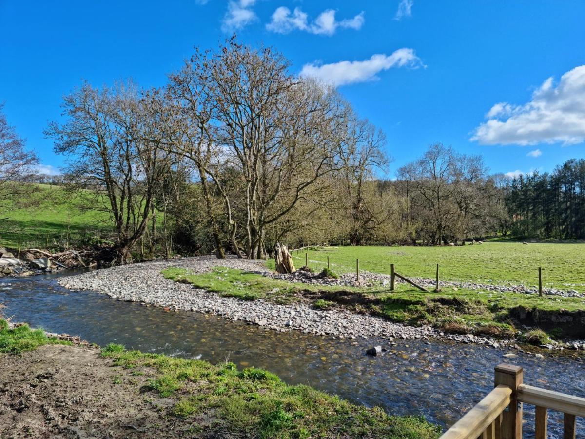 Riverside Cabin in Shropshire Oswestry Buitenkant foto